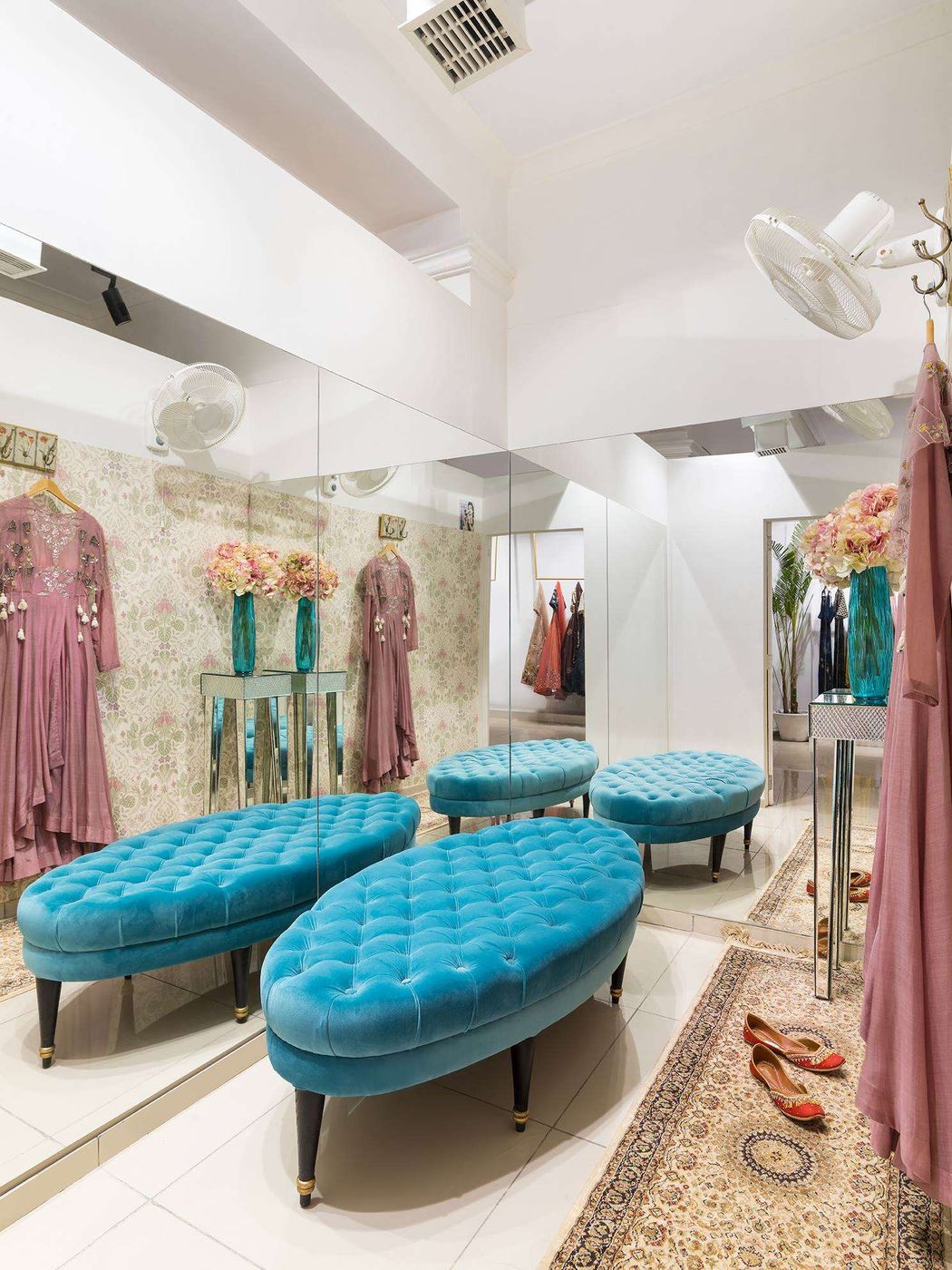 Inside Amiraah, Kanpur — interior 13